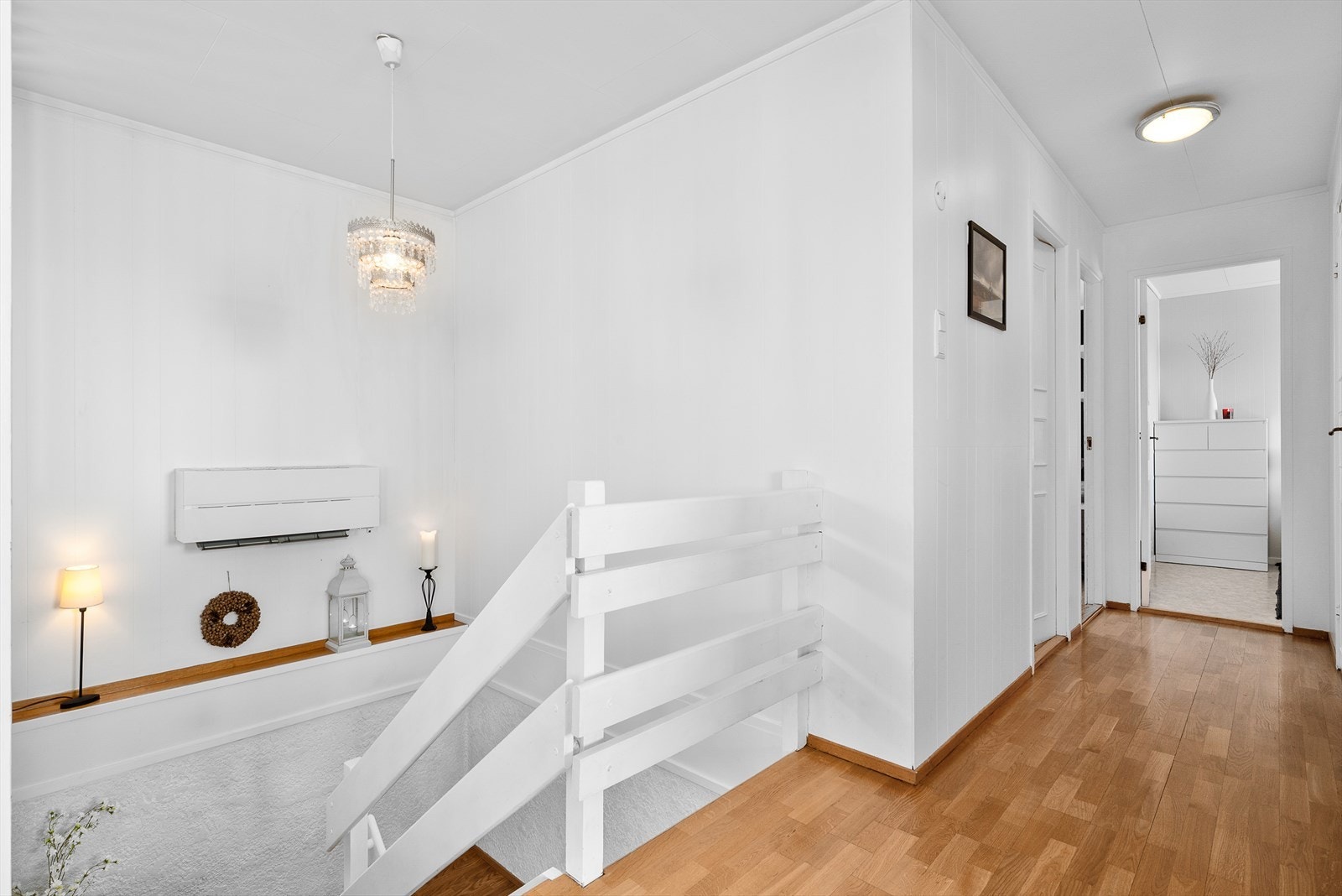 Gang i 1. etasje. Galleribilde