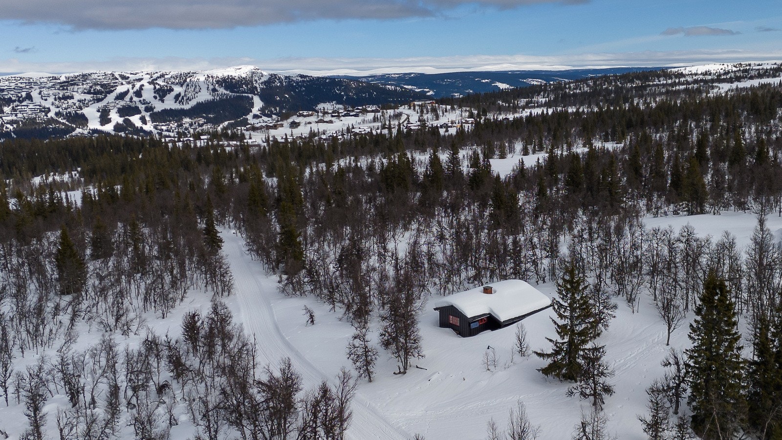 Velkommen til Dalavegen 88 - like ved Kvitfjell Alpinanlegg på Varden siden Galleribilde