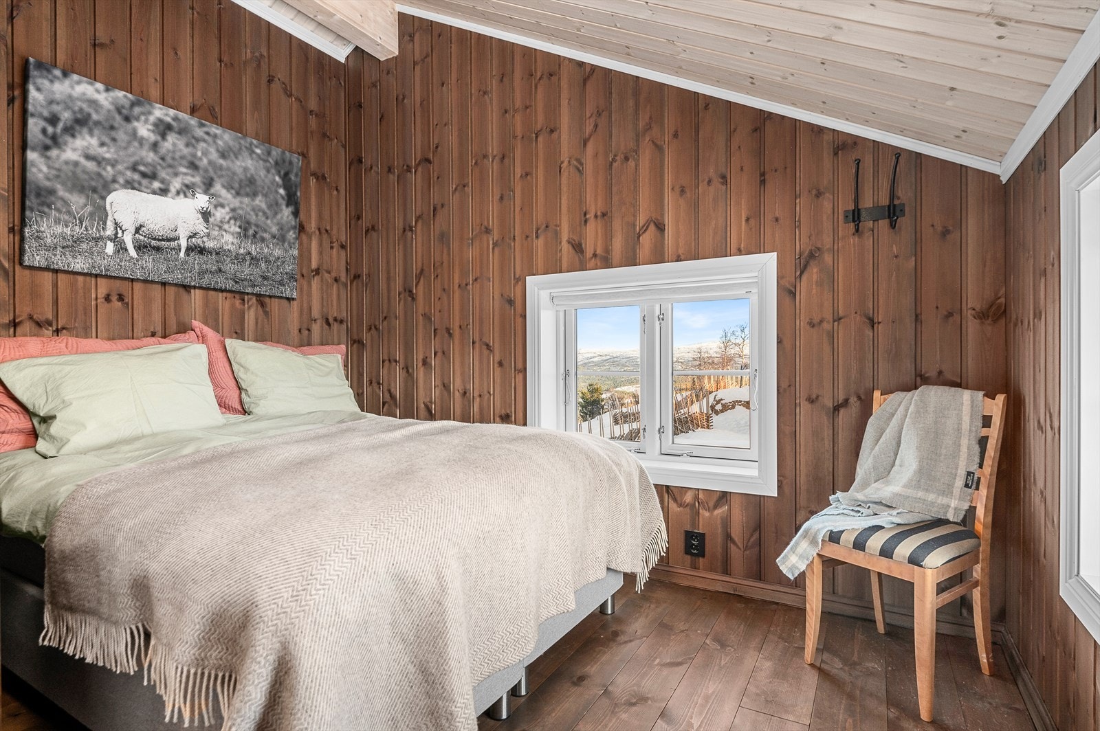 og oppleves romslig med god takhøyde Galleribilde