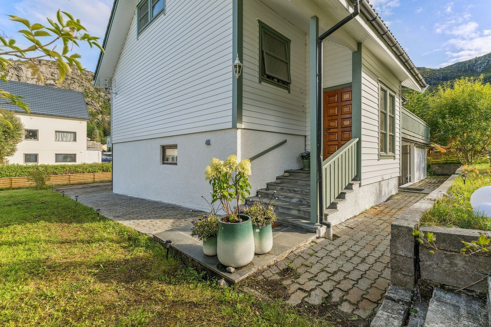 Overbygd inngangsparti Galleribilde