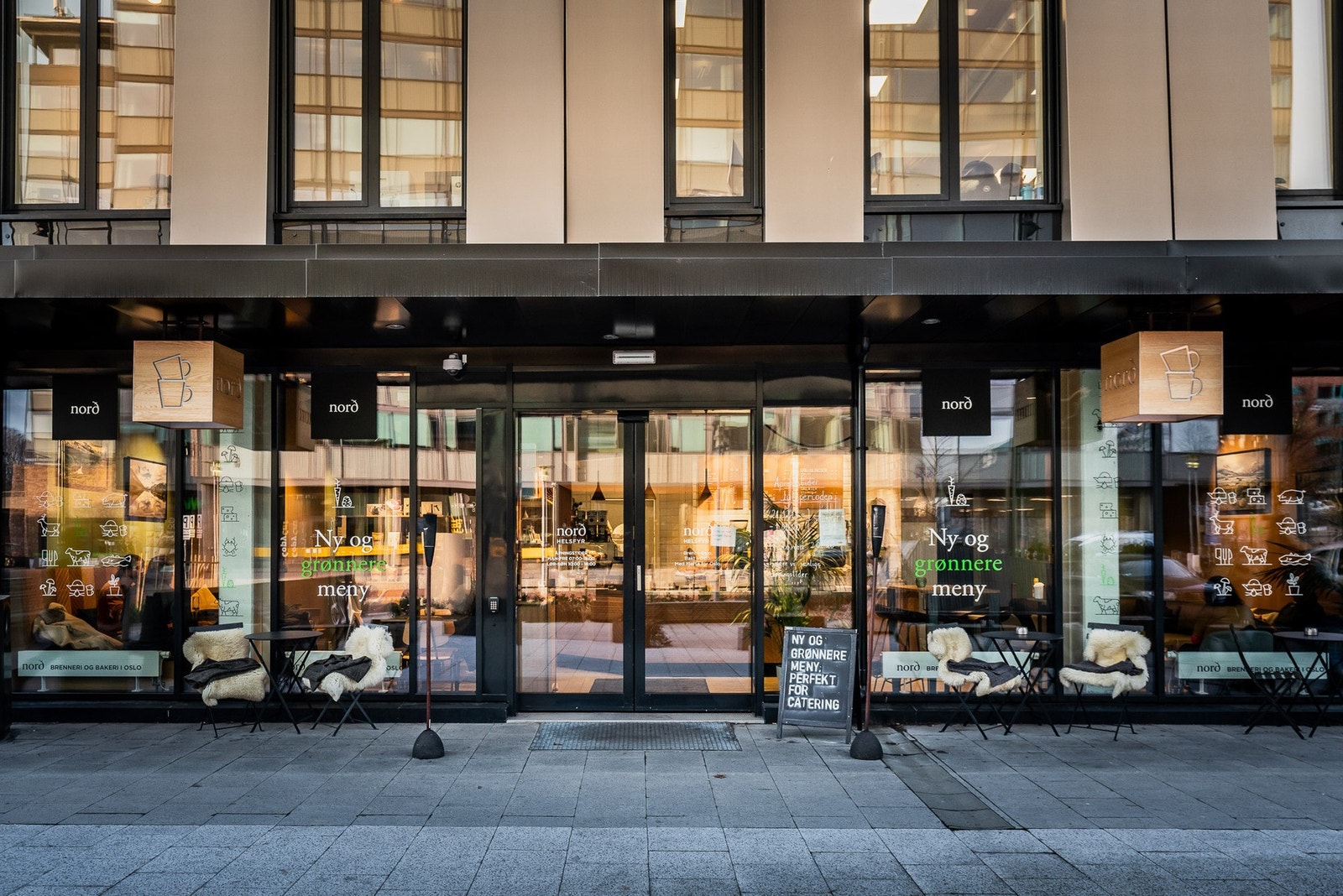 Nærområdet har flere service- og kollektivtilbud. Galleribilde