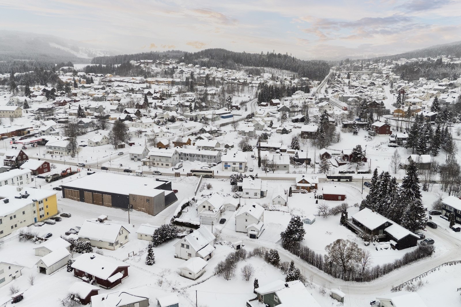 Super sentralt men likevel tilbaketrukket beliggenhet - Her kan man gå til alt i hverdagen. Galleribilde