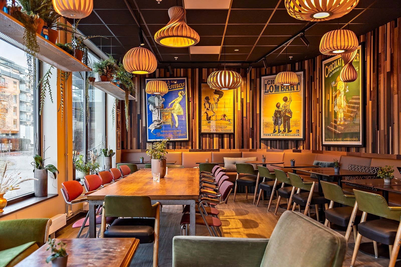 Åpent Bakeri byr på god kaffe, nydelig bakst og en helt fantastisk atmosfære Galleribilde