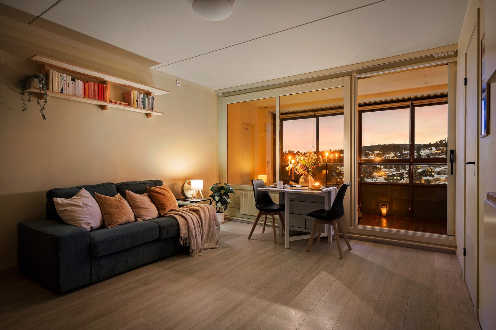 Perfekt for førstegangskjøpere eller deg som ønsker en lettstelt bolig. Galleribilde