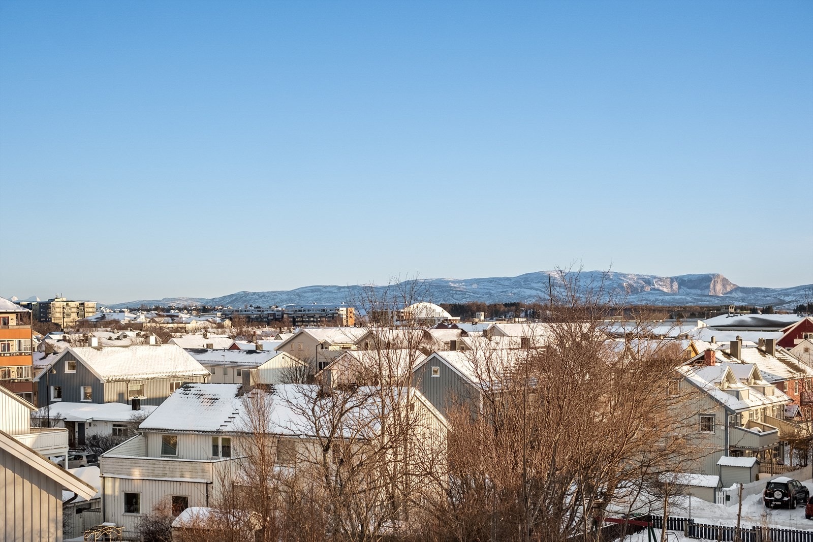 Utsikten gir en følelse av ro og nærhet til naturen - et vakkert bakteppe du kan glede deg over hver eneste dag. Galleribilde