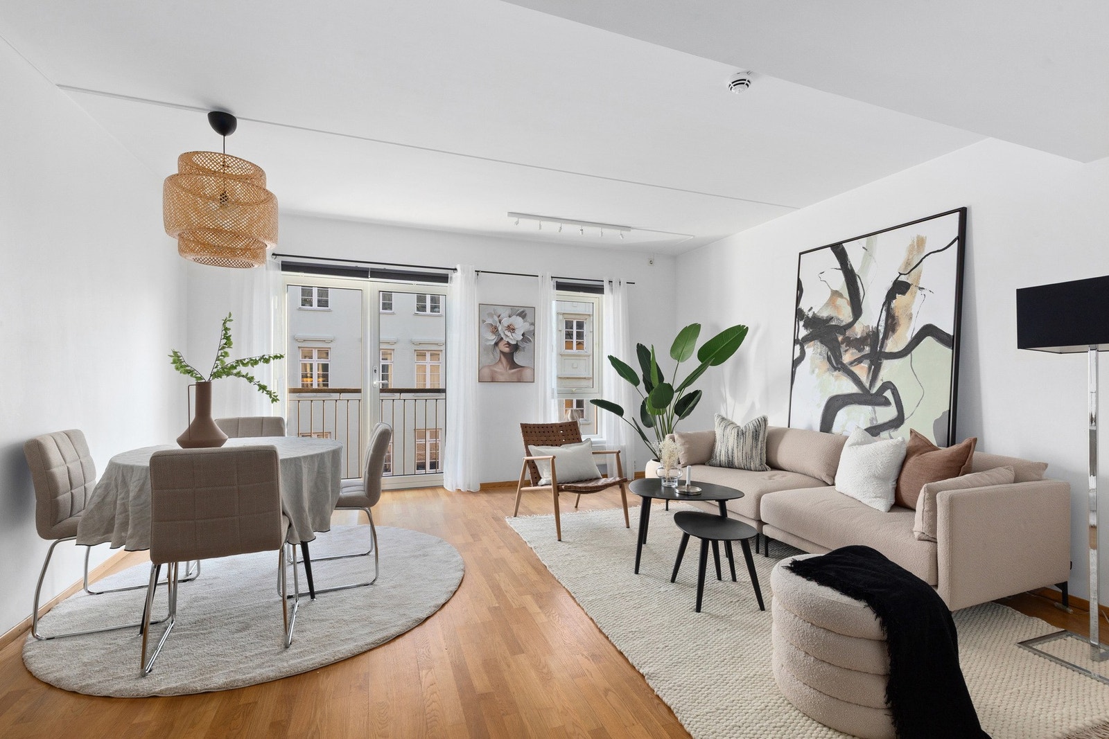 Velkommen til Innherredsveien 48- en lekker selveierleilighet i 4. etasje med urban beliggenhet! Galleribilde