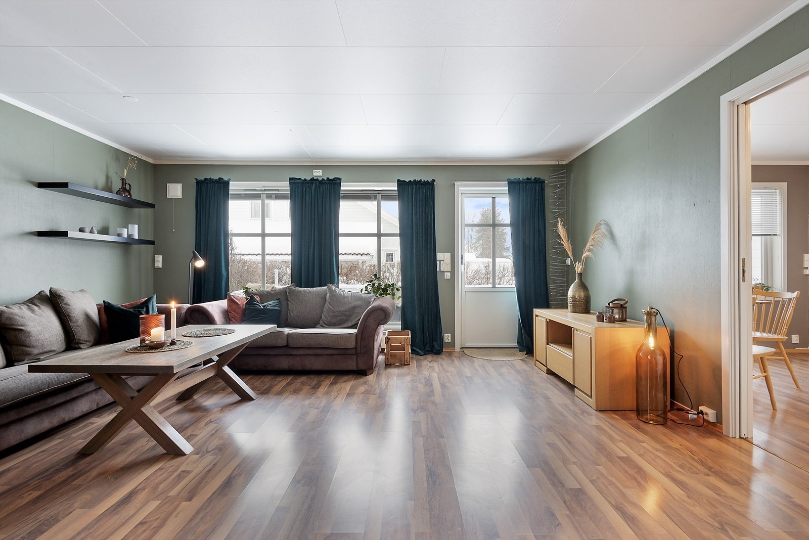 Utgang til terrasse. Galleribilde