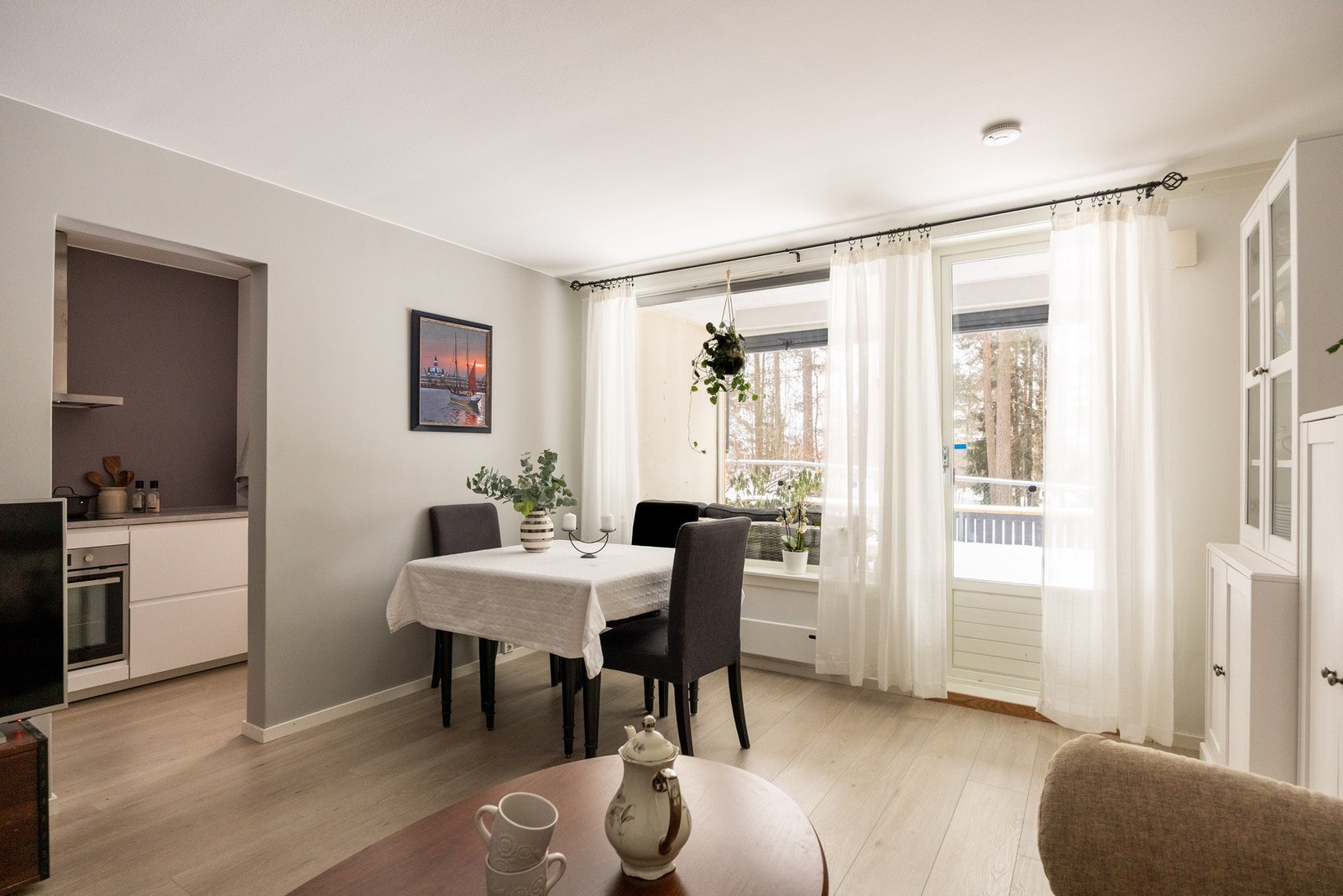 Leiligheten er lys og delikat med moderne standard. Galleribilde