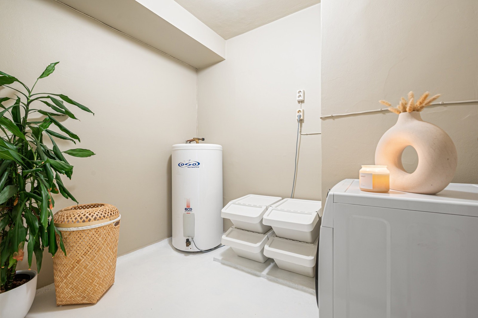 Romslig vaskerom på ca. 5m². Galleribilde