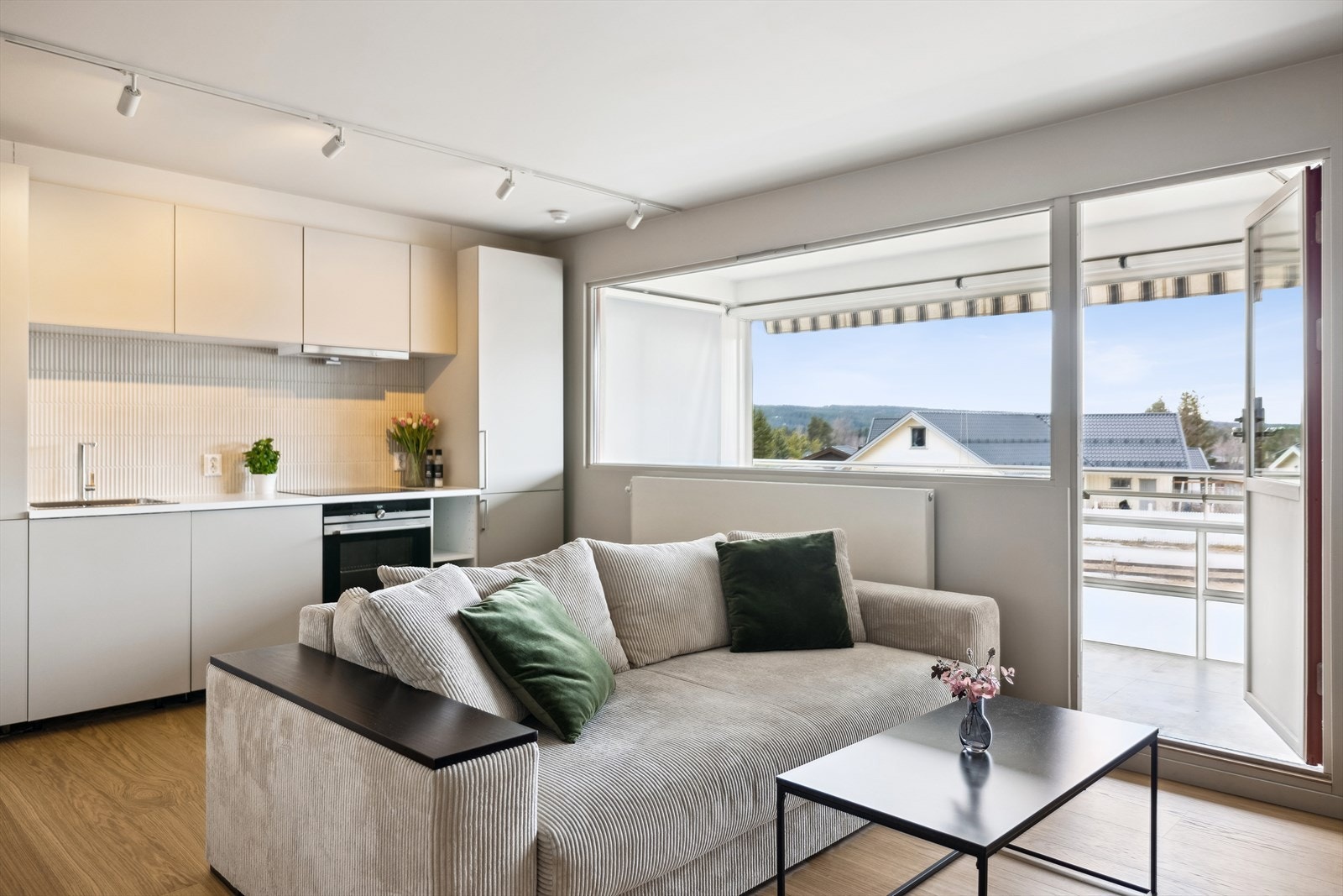 Kompakt og arealeffektiv leilighet som er totaloppusset i 2024 Galleribilde