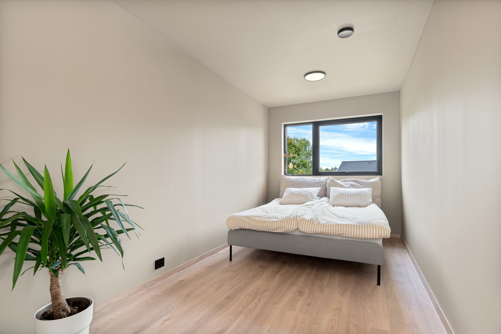 Soverom 2 etg. Galleribilde