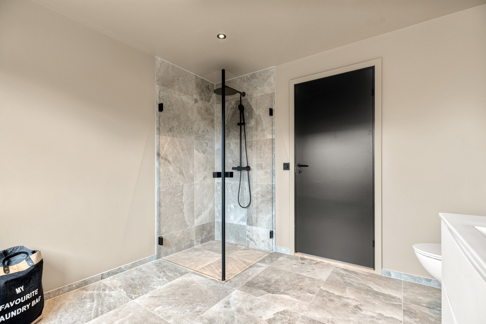 Bad 2 etg. Galleribilde