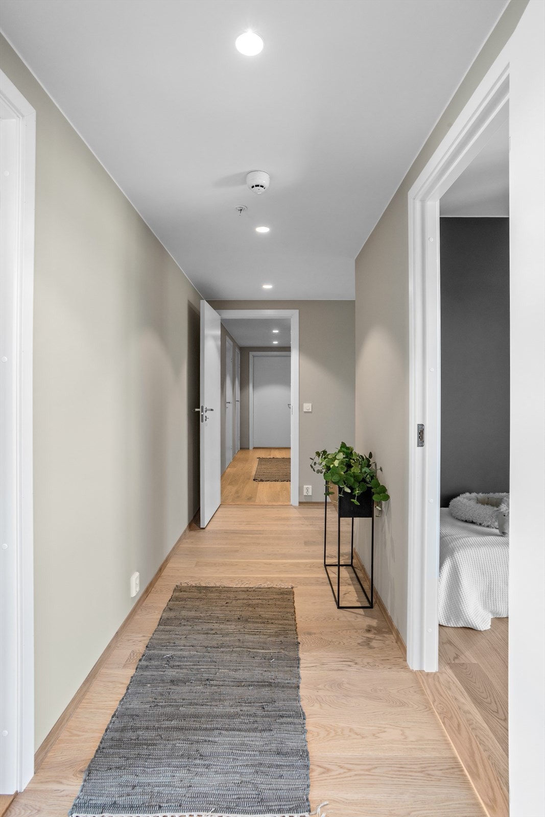 Høy moderne standard - Flytt inn i en helt ny bolig med stilrent design og uten registrerte feil eller mangler. Galleribilde