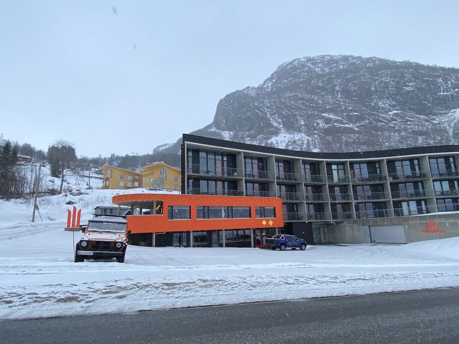 Hordatun sett fra hovedveien Galleribilde