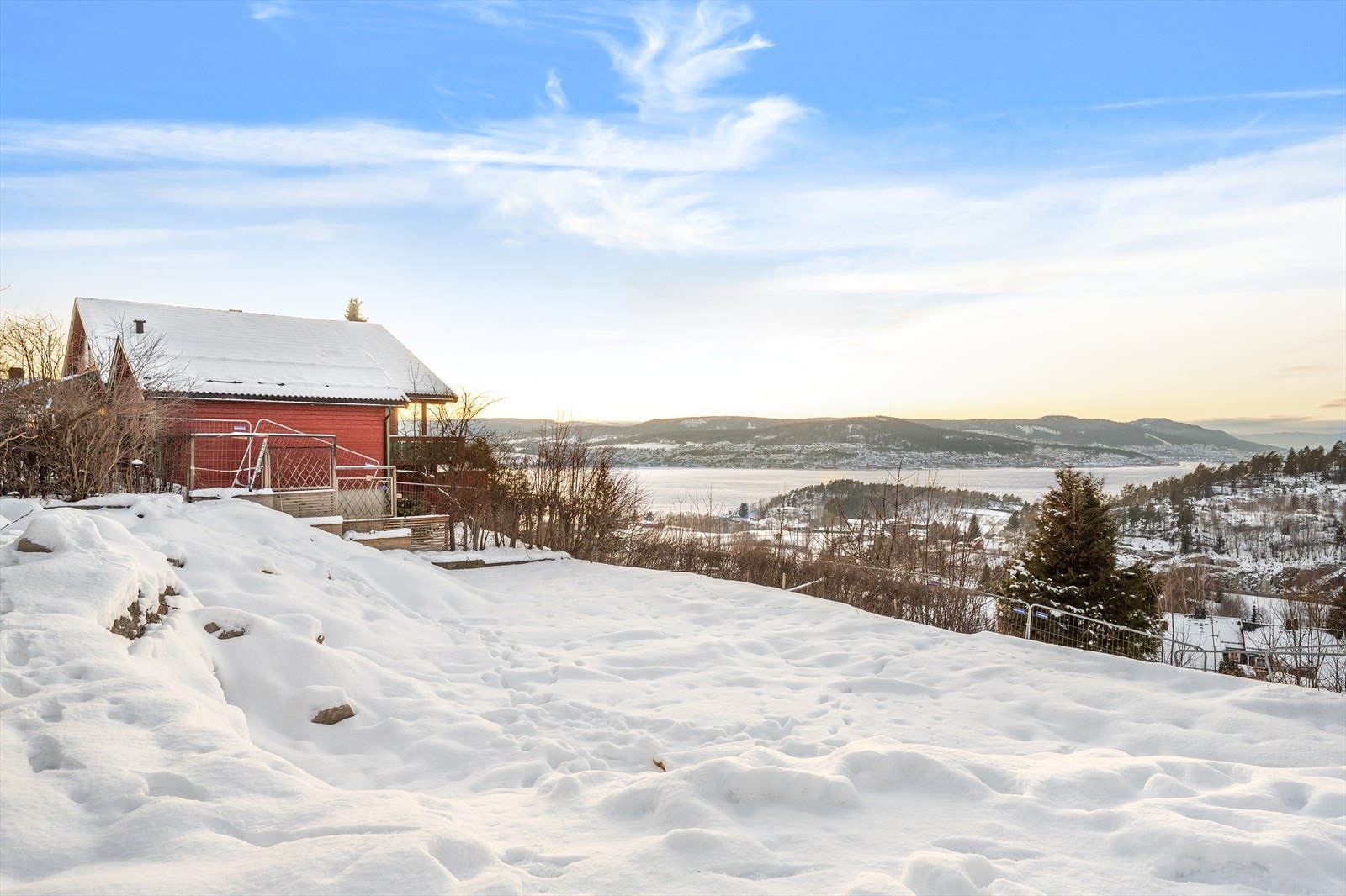 En attraktiv tomt i det etablerte og familievennlige boligområdet Brøholt. Galleribilde
