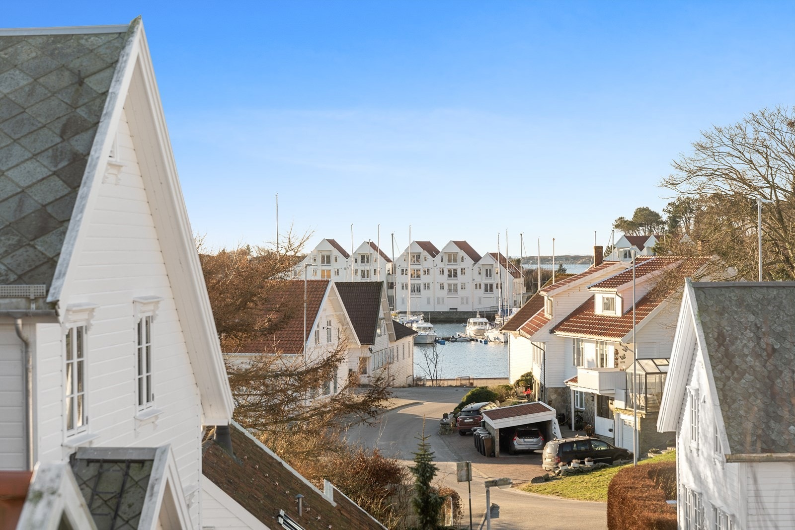 Utsikt mot Indre havn. Galleribilde