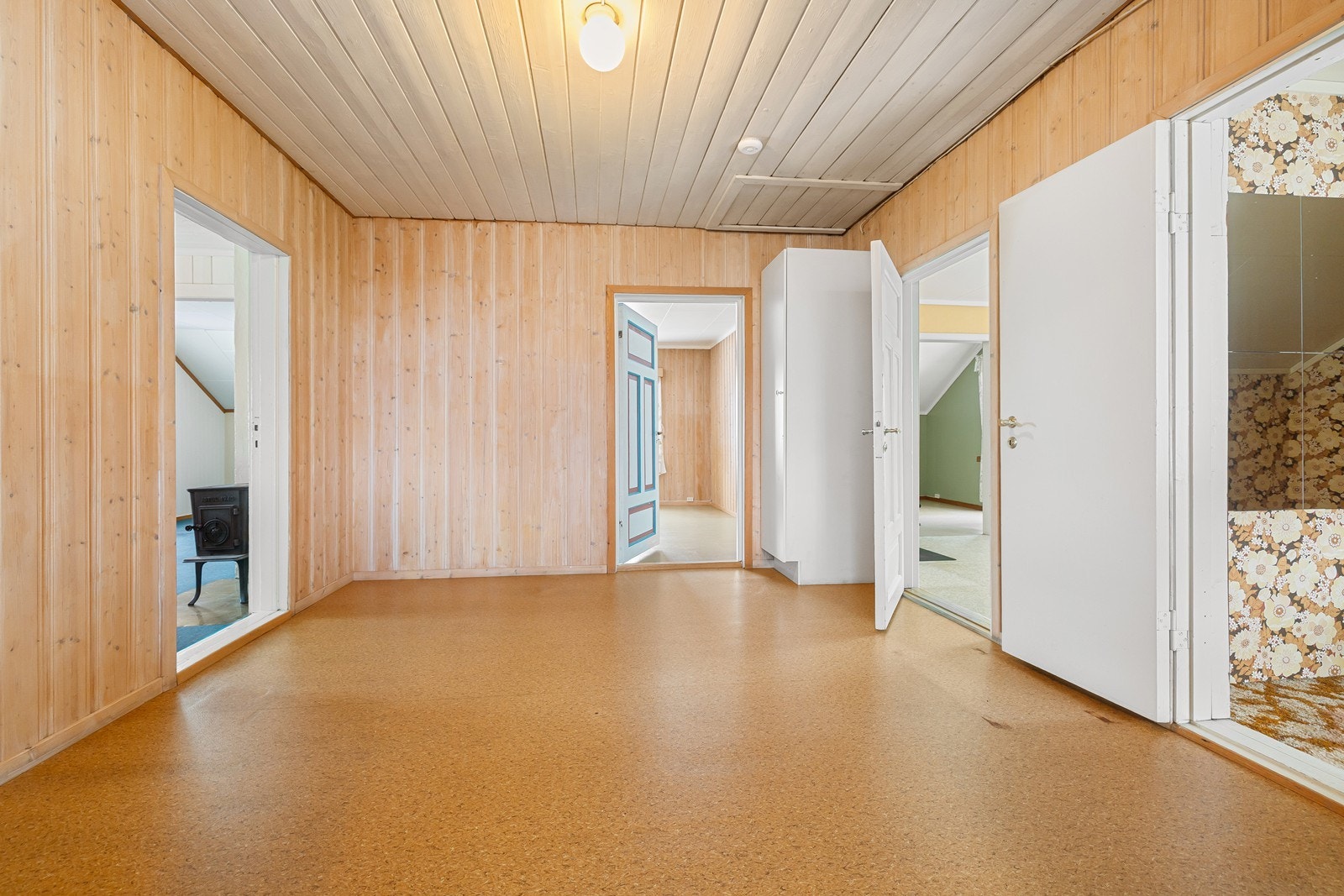 Hall/stue. Galleribilde