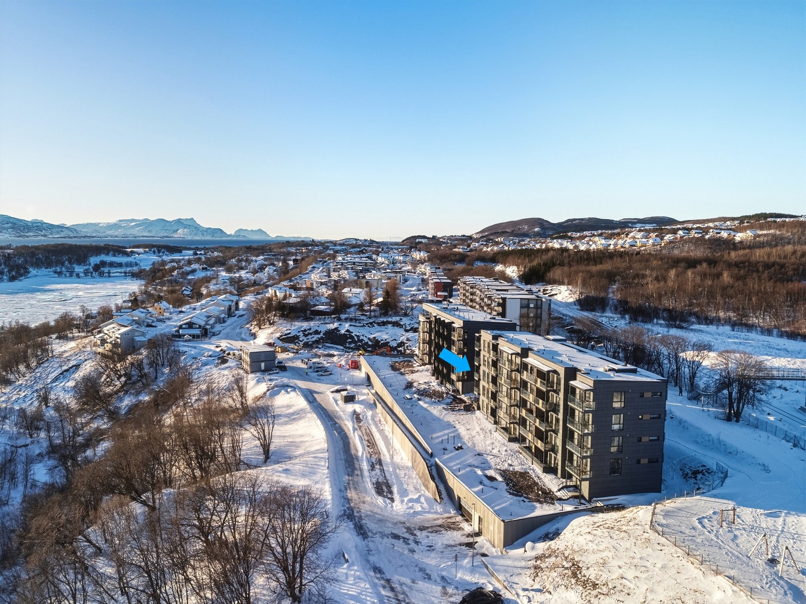 Støver byr på umiddelbar nærhet til flott turterreng i Bodømarka - kort vei også til skole, barnehage, butikk, buss m.m. Galleribilde