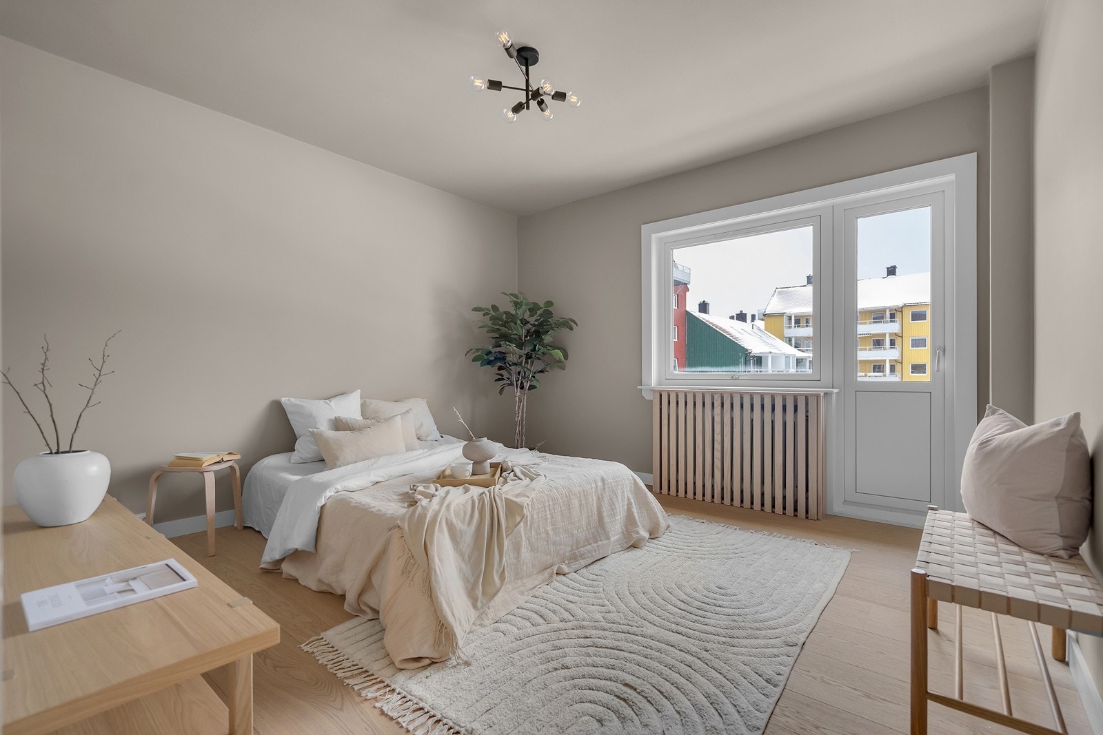 Soverom 1 med utgang til balkong Galleribilde