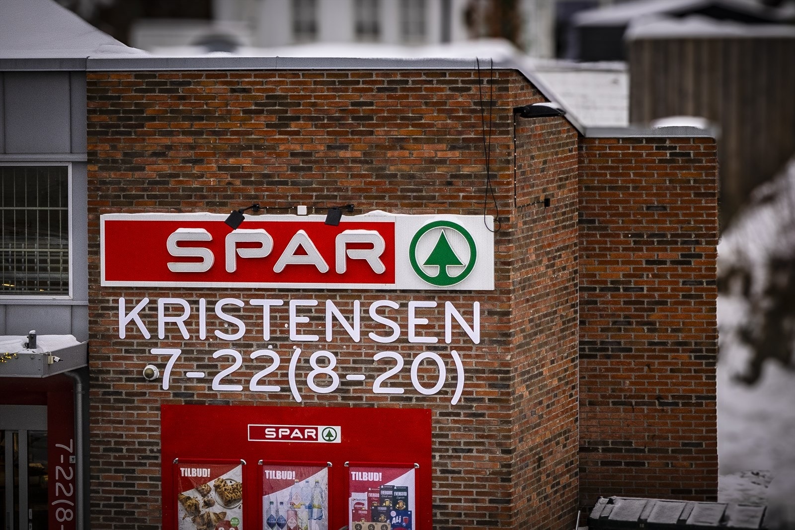 Dagligvarebutikk finner du rett over gata. Galleribilde