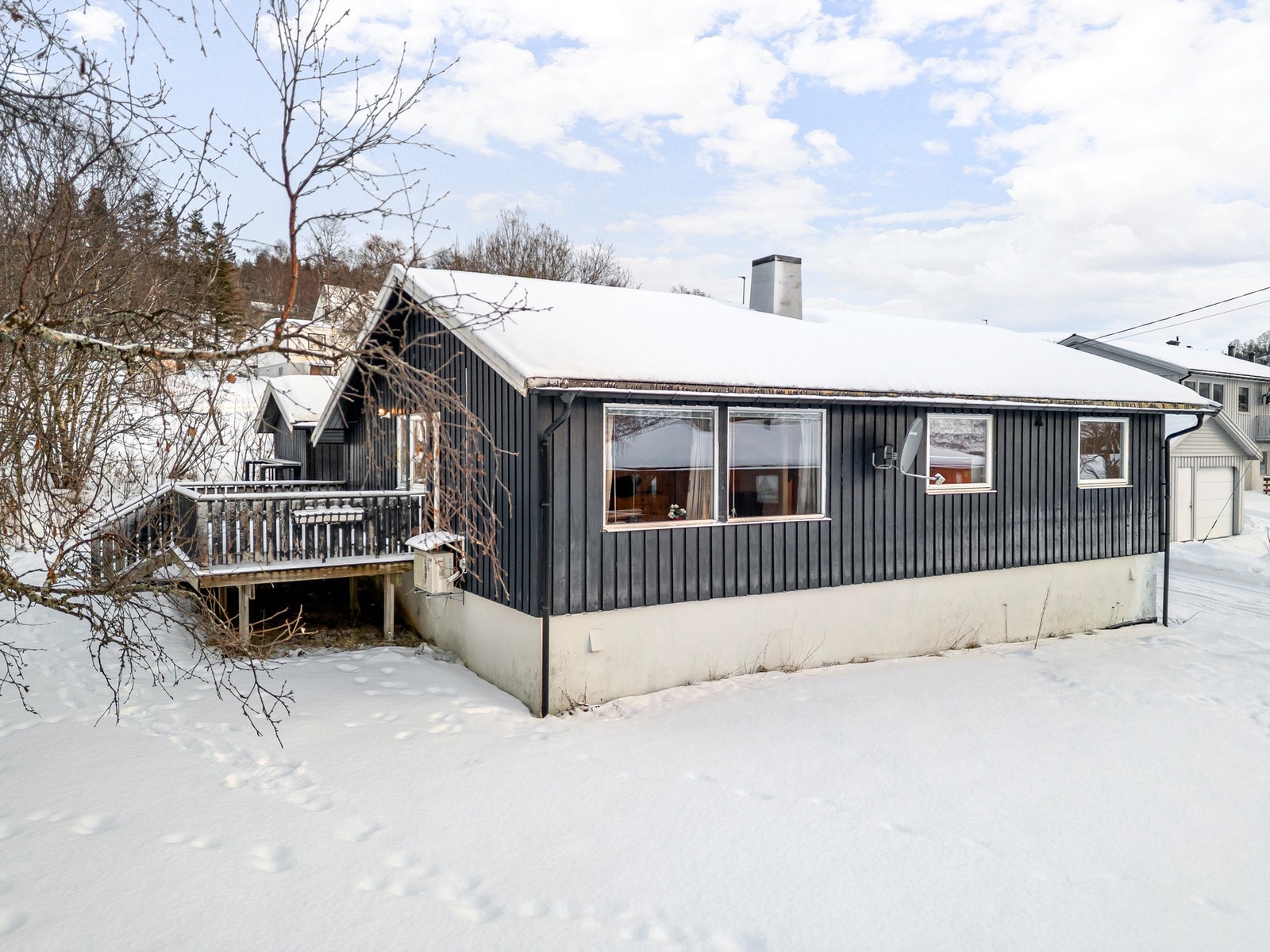 EIE eiendomsmegling v/Runar Bjørkelund har gleden av å presentere Nystadveien 3.
Foto: Slutskyi View Galleribilde