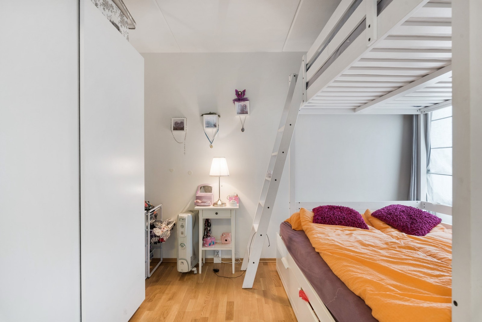 Soverom. Galleribilde