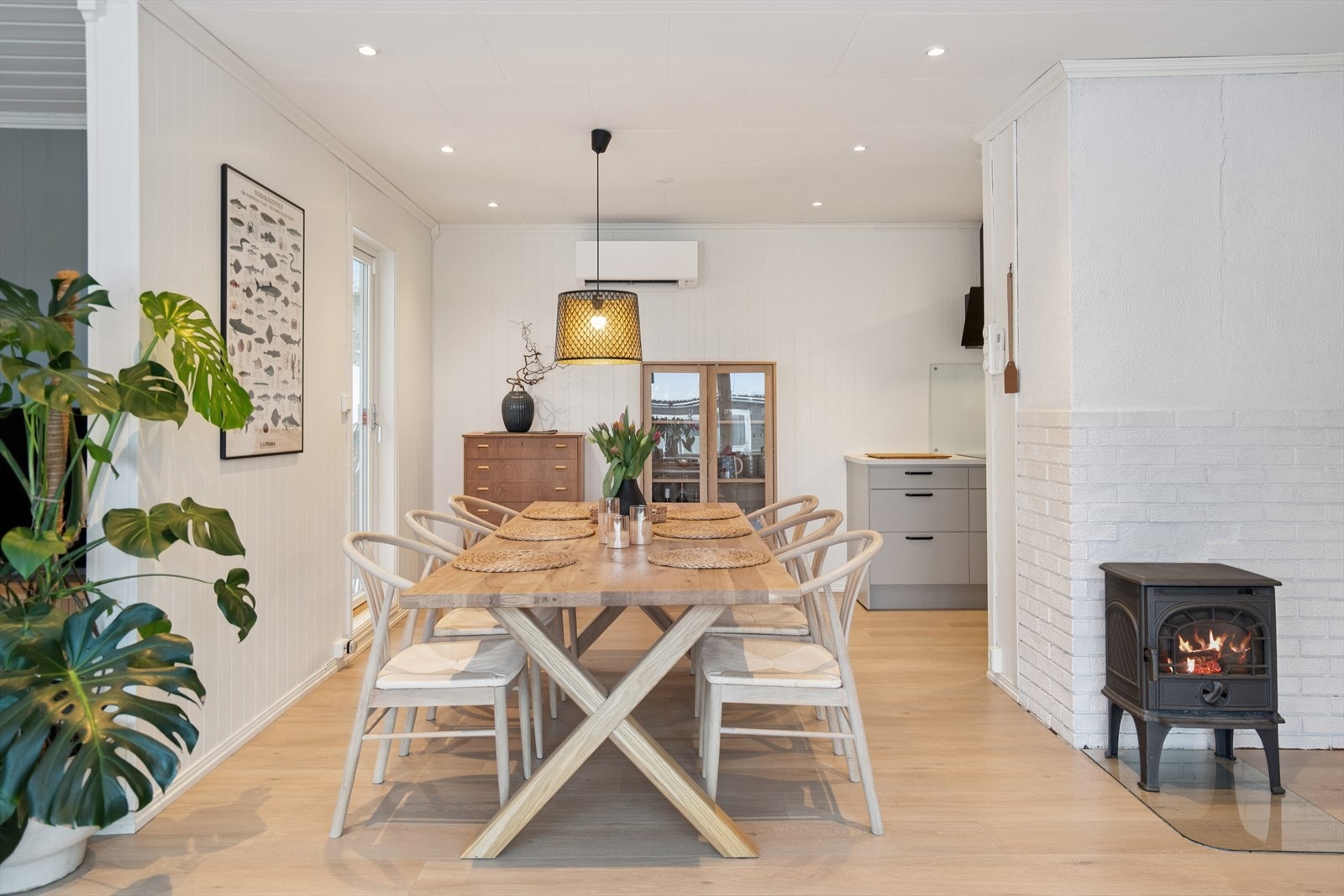 Hovedetasjen ble renovert i 2023 av tidligere eier. Galleribilde