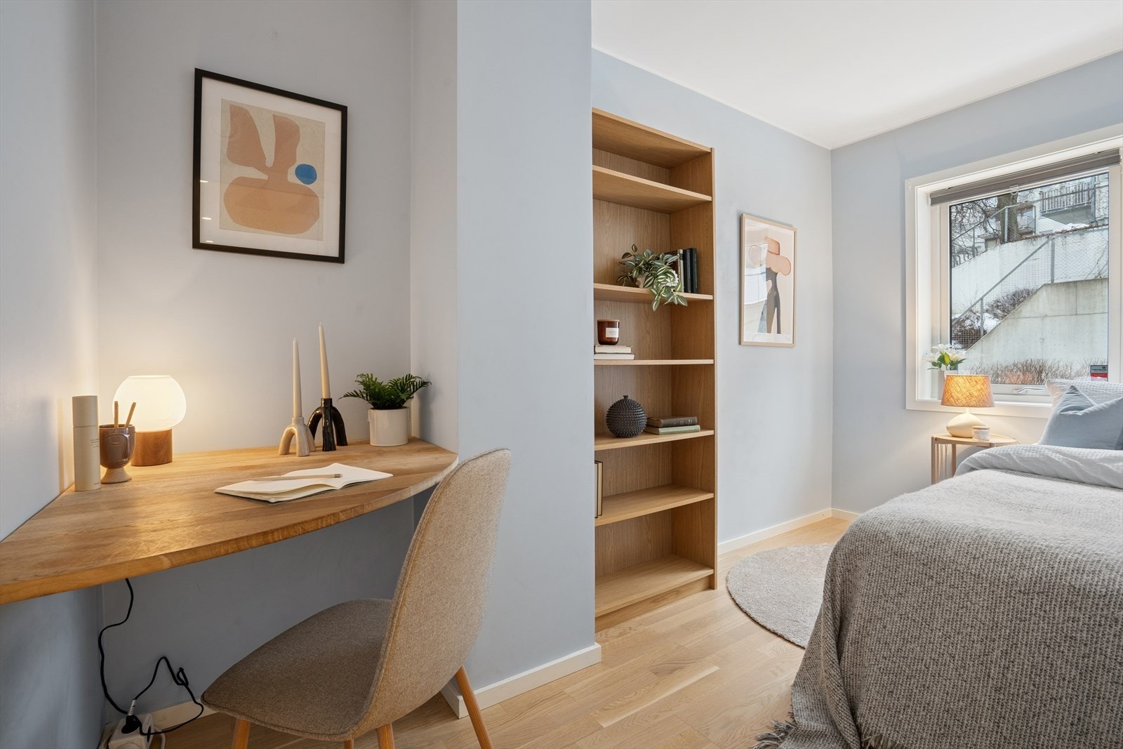 Soverom nummer tre - i dag brukt som et fleksibelt kombirom med både kontorplass og ekstra soveplass. Galleribilde