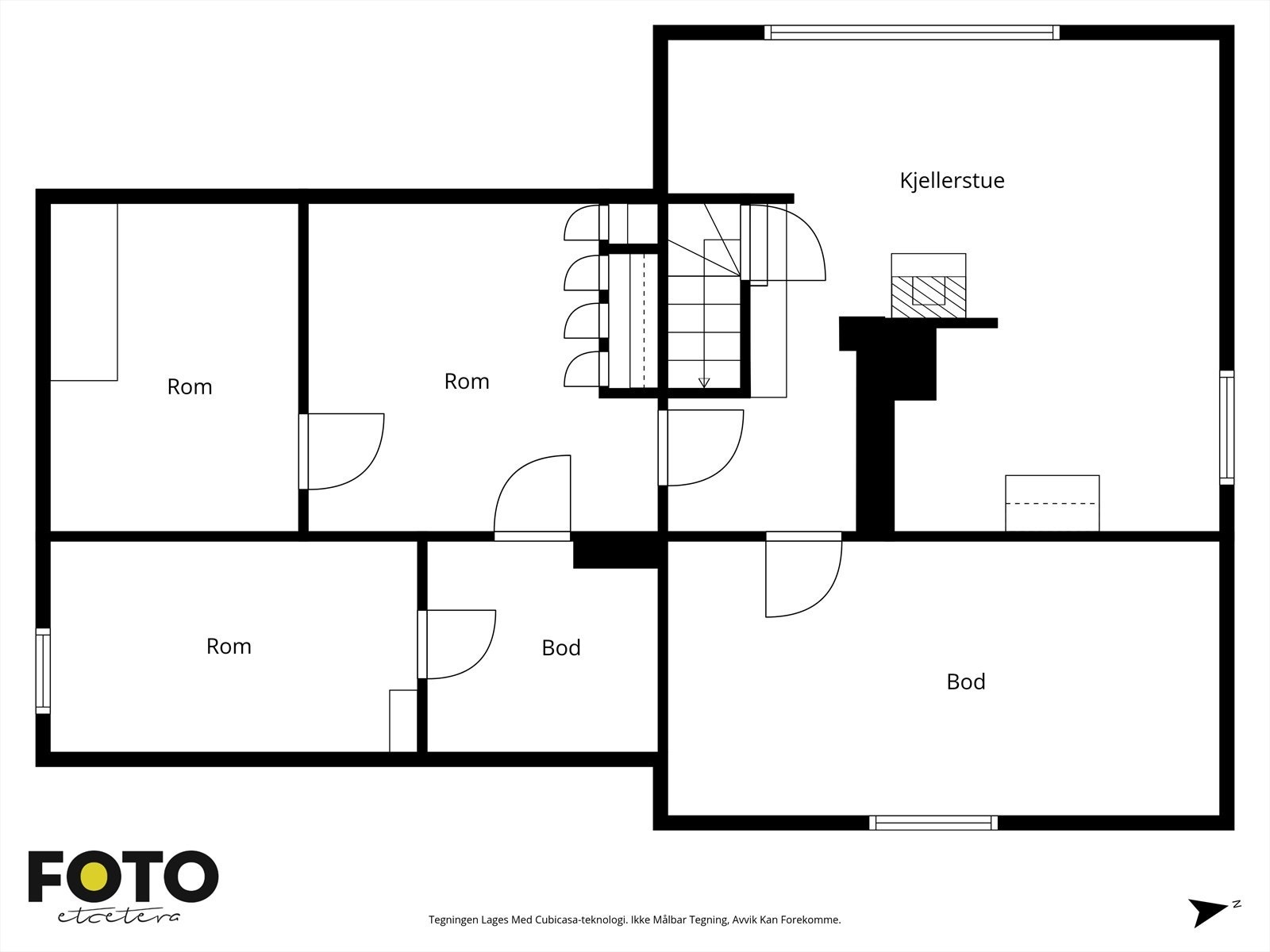 Kjelleretasjen inkluderer en kjellerstue og flere boder, som gir rikelig med lagringsplass (kjelleren er ikke godkjent for varig opphold) Galleribilde