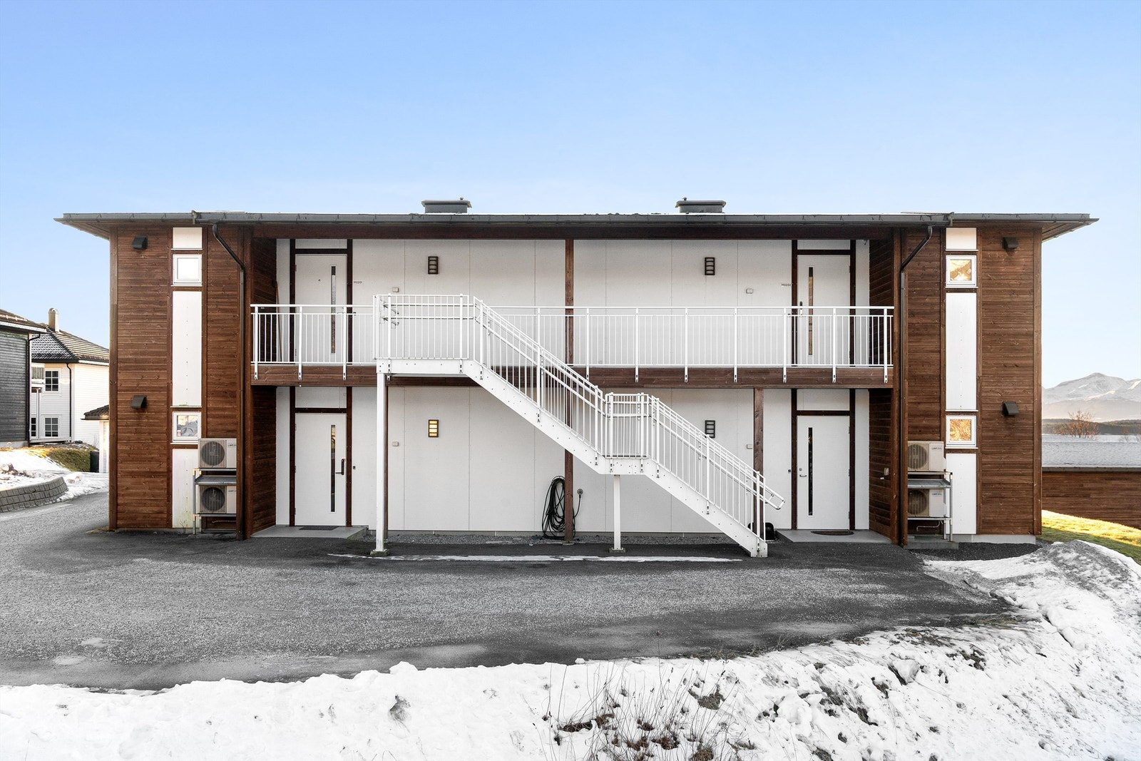 Adkomst fra nordsiden av bygningen Galleribilde