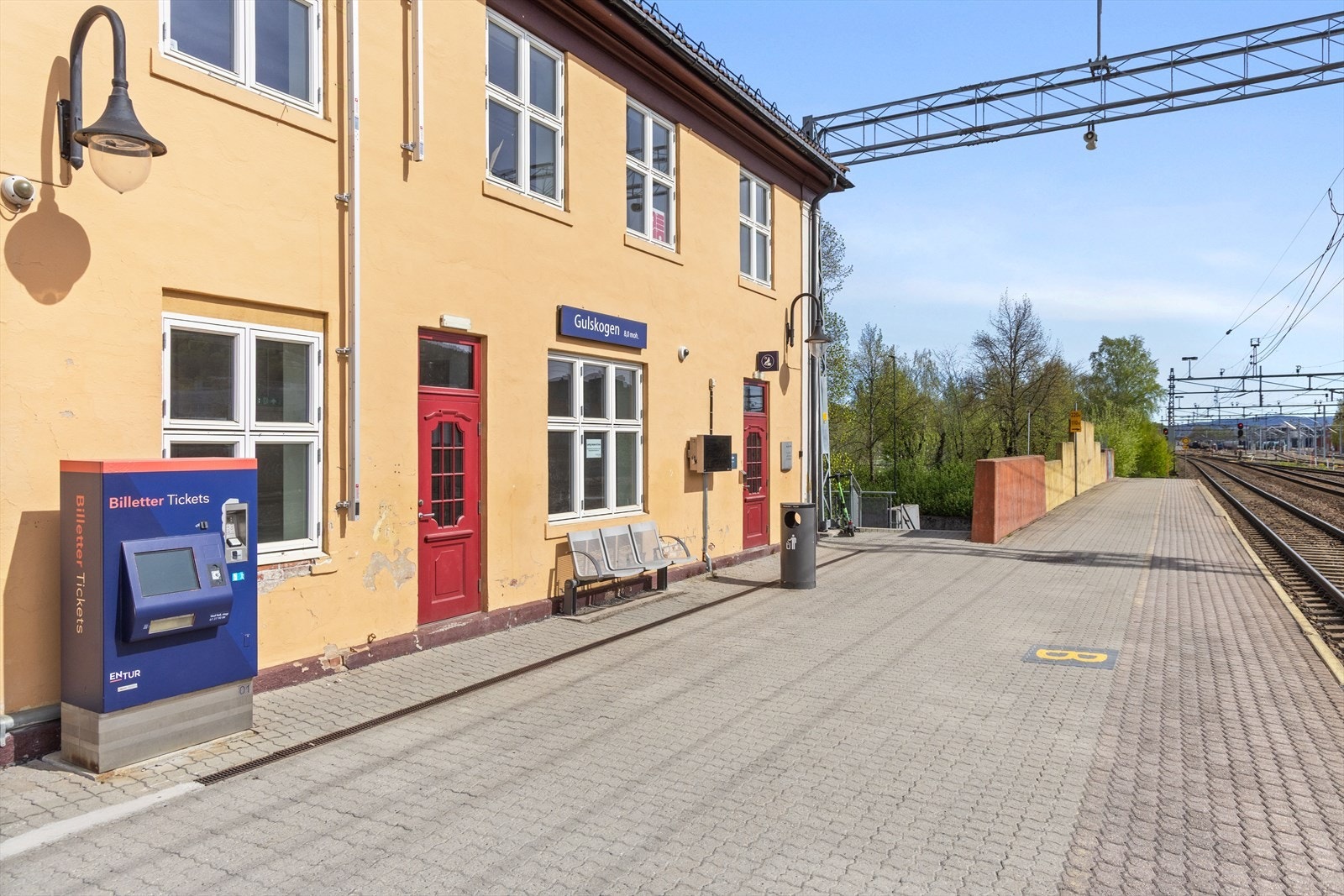 Kort vei til Gulskogen togstasjon Galleribilde