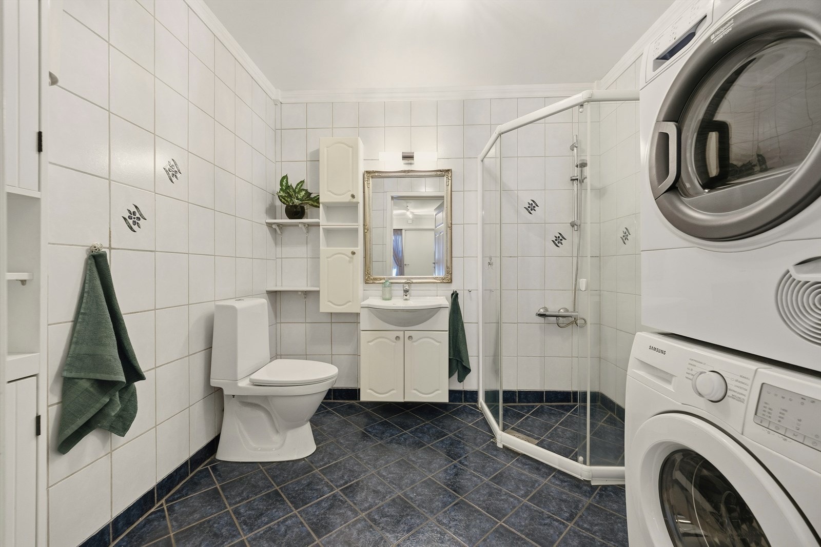 Stort flislagt med varmekabler Galleribilde