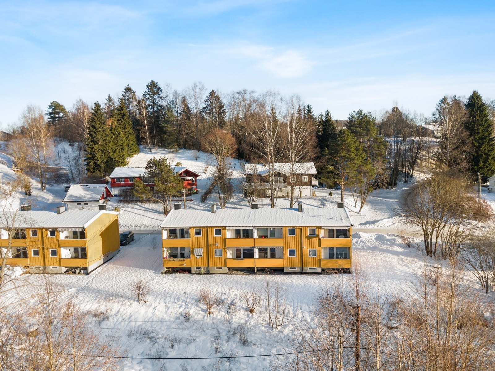 Her bor du sentralt med kort vei til butikker, kafeer, restauranter og andre servicetilbud som gjør hverdagen enkel. Galleribilde
