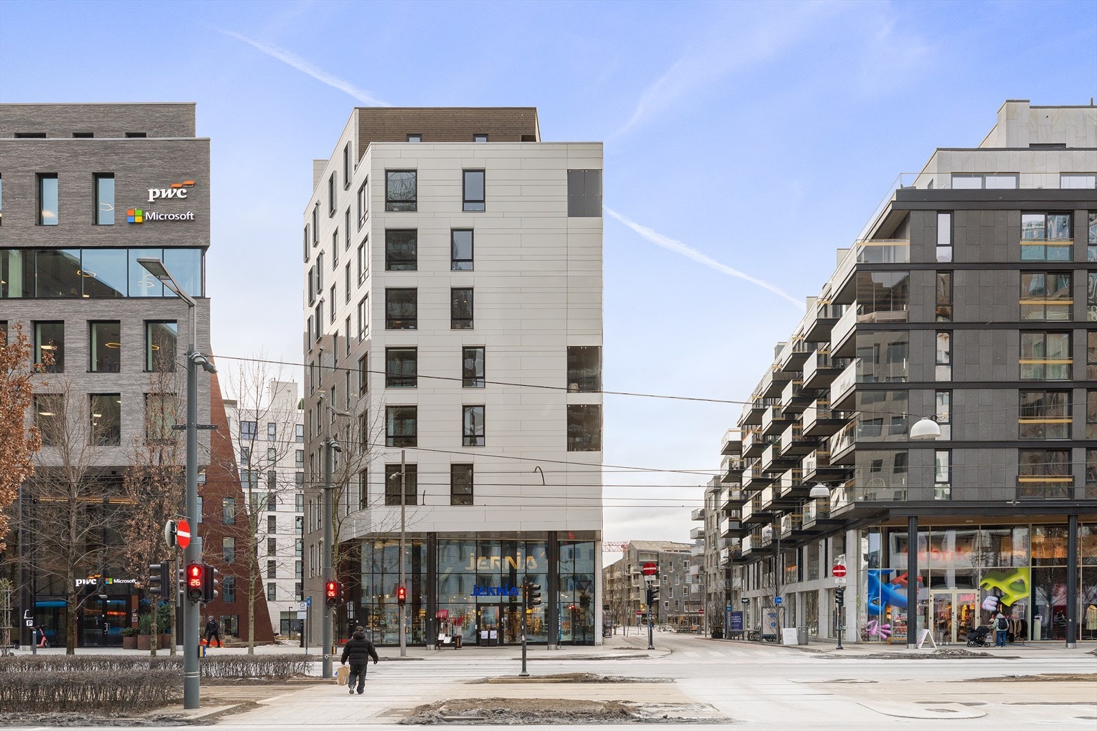 Her vil du bo med Oslofjorden, Munchmuseet og Operaen som nærmeste nabo, og ikke minst med et godt utvalg av butikker, cafeer og restauranter rett utenfor døren. Galleribilde