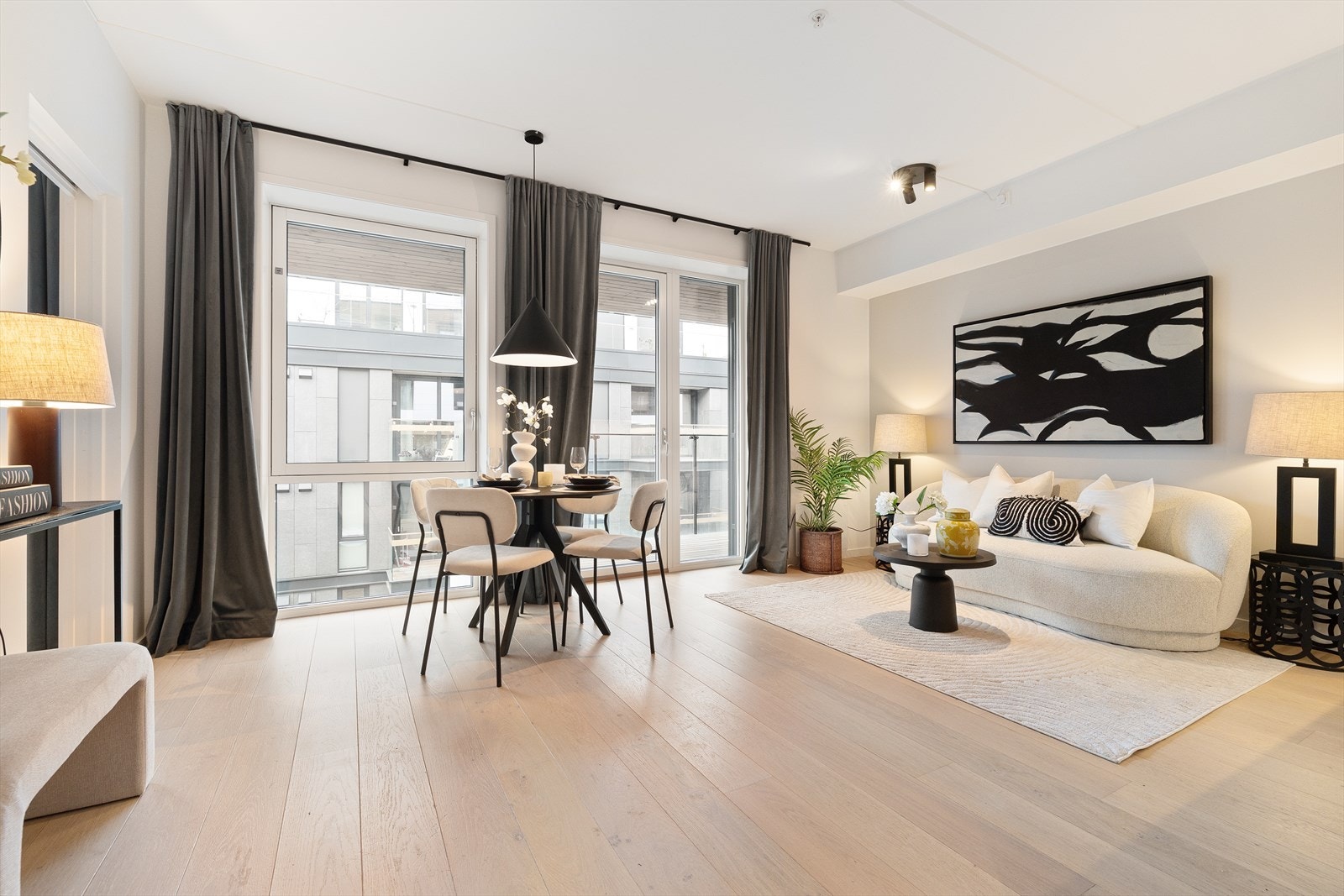 Leiligheten ligger i 7. etasje og inneholder entré, kjøkken, stue, bad, bod og soverom. Galleribilde