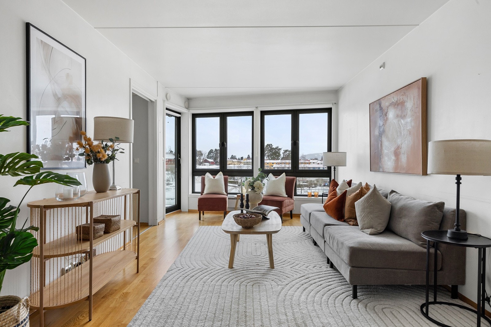 Velkommen til Bølerskrenten 4A! Presentert av Andreas Amundsen! Foto: Junaid Hanif, Diakrit Galleribilde