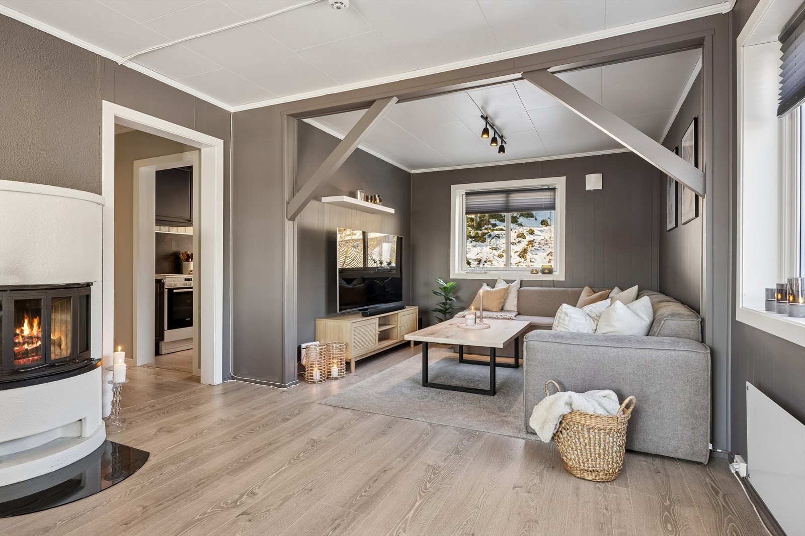 2024 - Kontroll el-anlegg - Ingen merknader. Sikringer i sikringsskap skiftet i 2022. Galleribilde