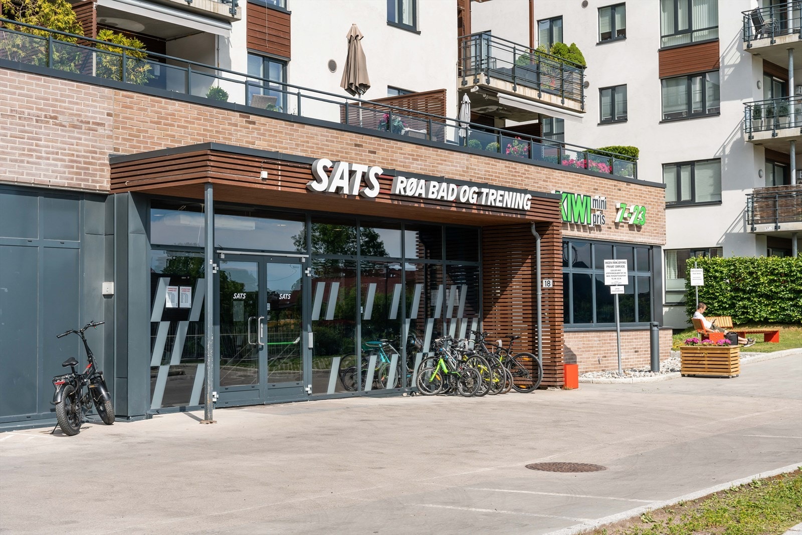 Sats Røa - Stort og moderne senter med svømmehall. Galleribilde