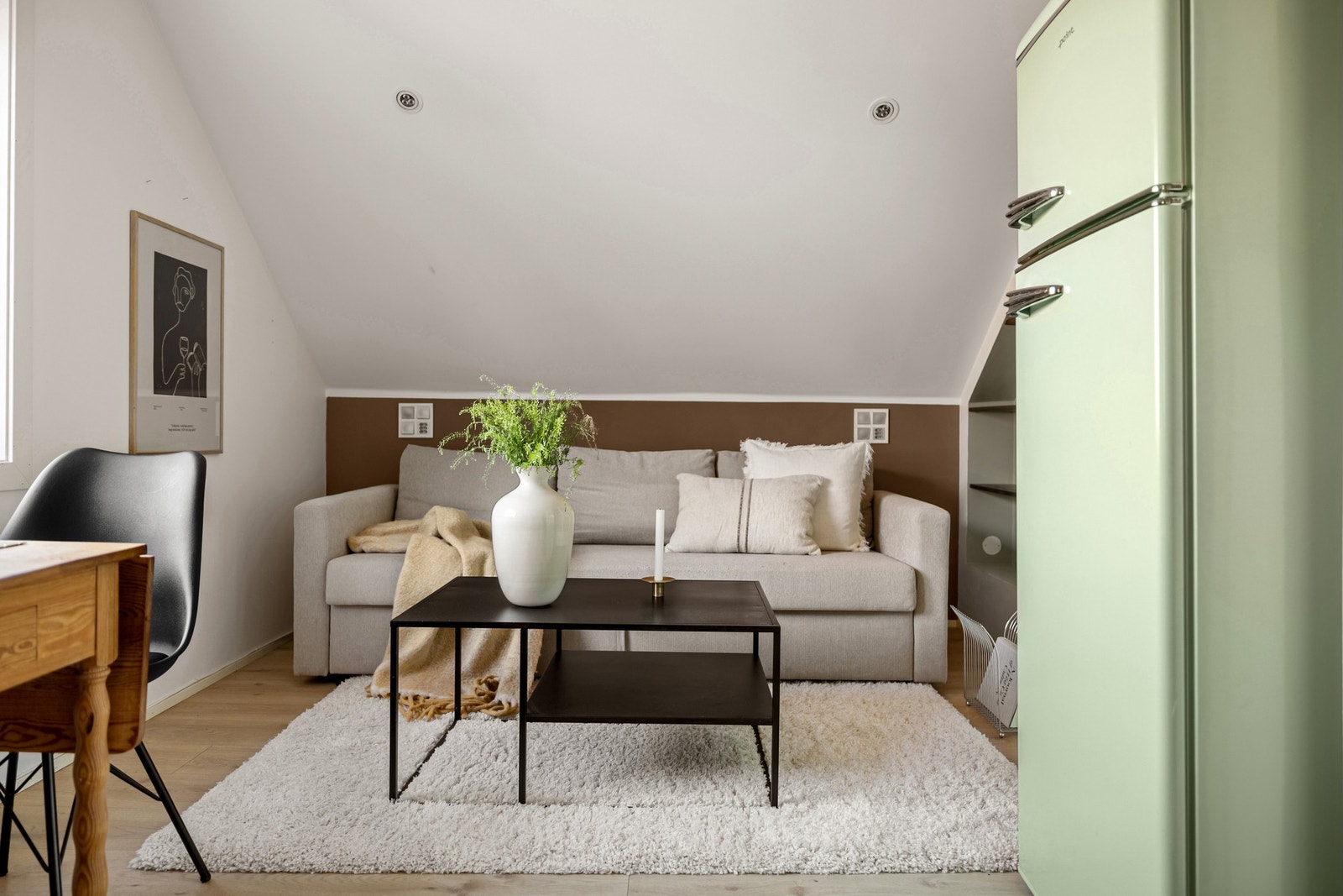 Dette er en flott leilighet med gode løsninger, praktisk planløsning og attraktiv beliggenhet! Galleribilde