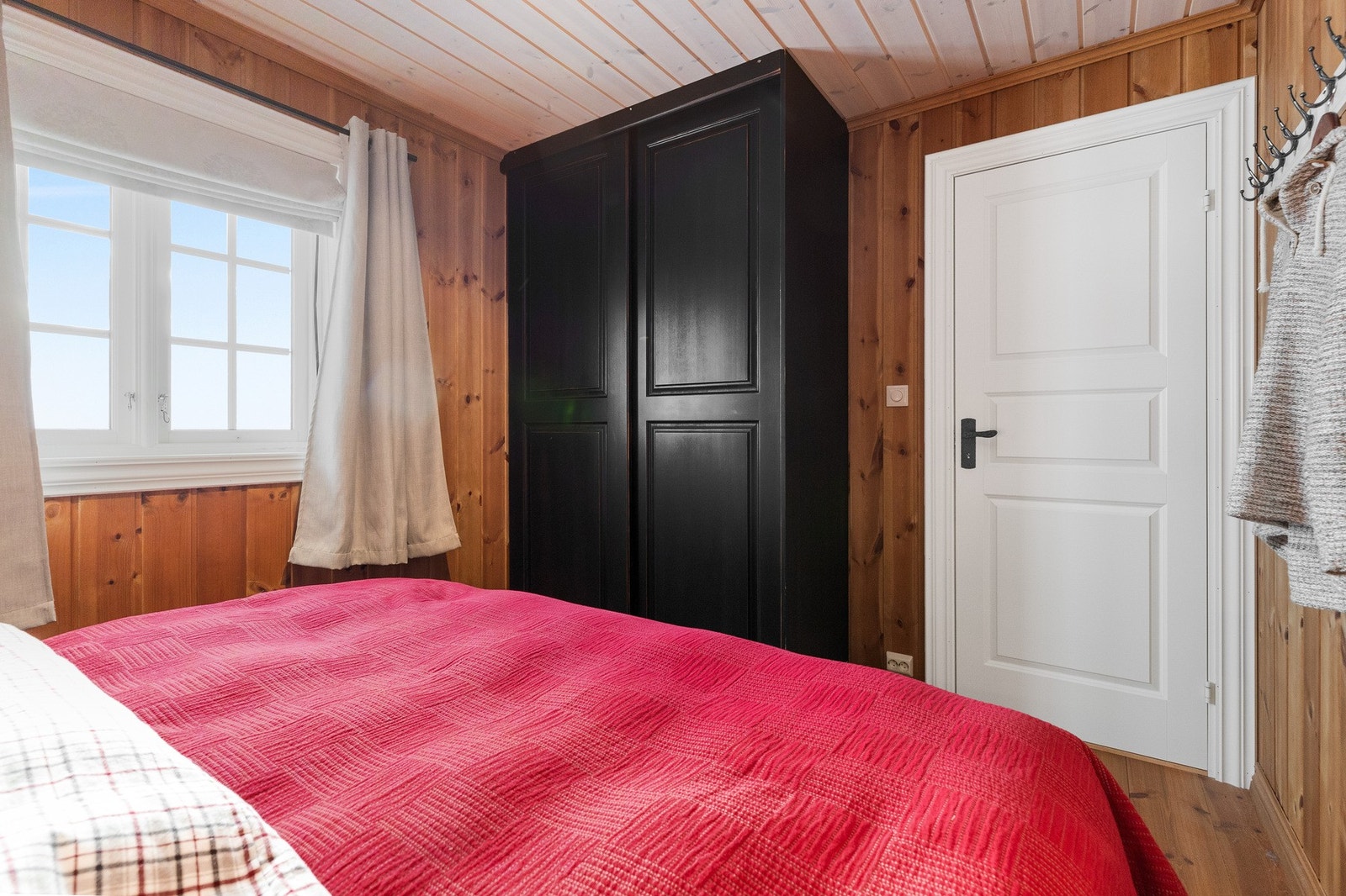 Dobbelt garderobeskap Galleribilde