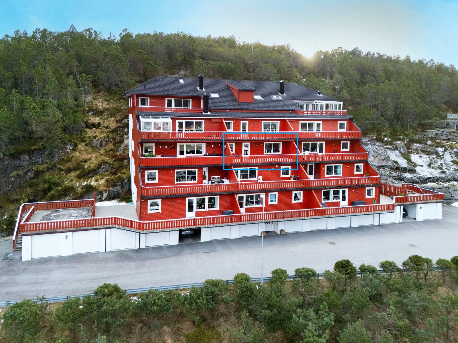 2-roms leilighet i 3.etg i Åsen terrasse. Galleribilde