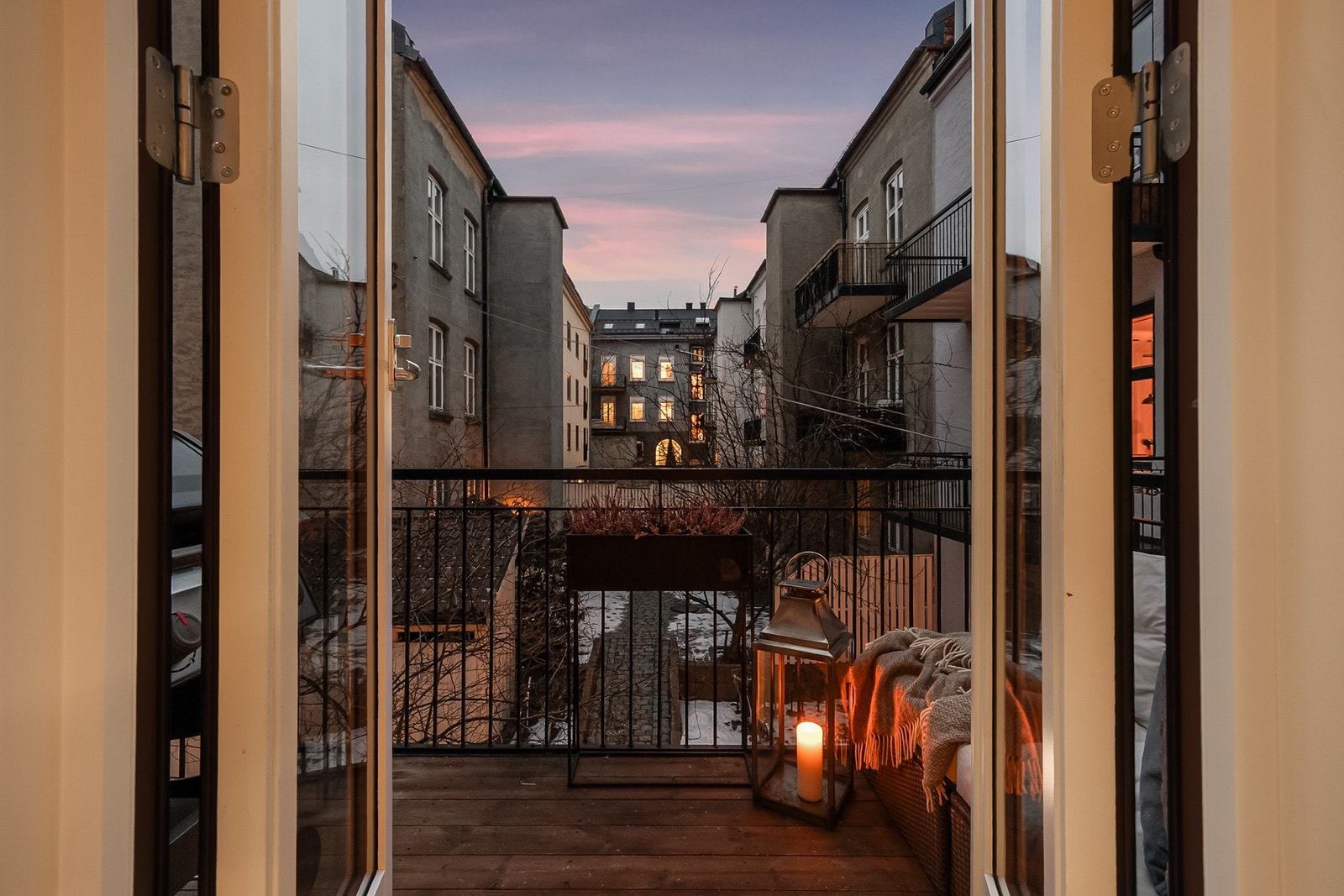 Kveldsbilde. Galleribilde