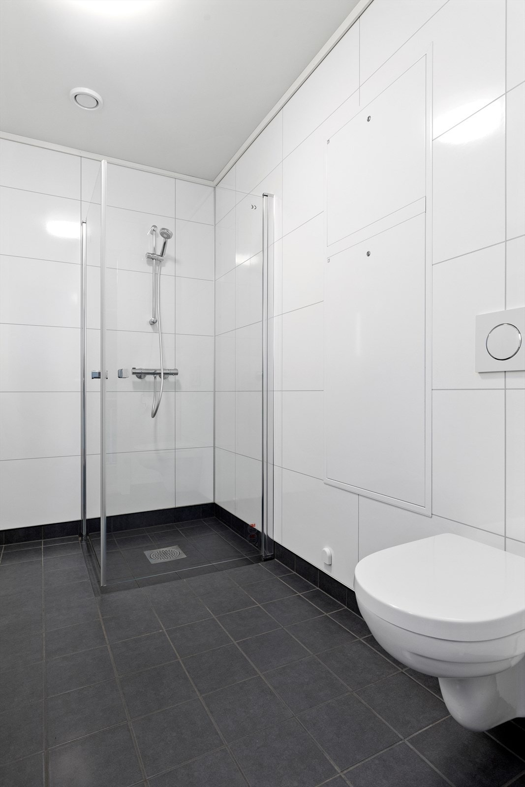 Bad fra 2020 med moderne standard Galleribilde