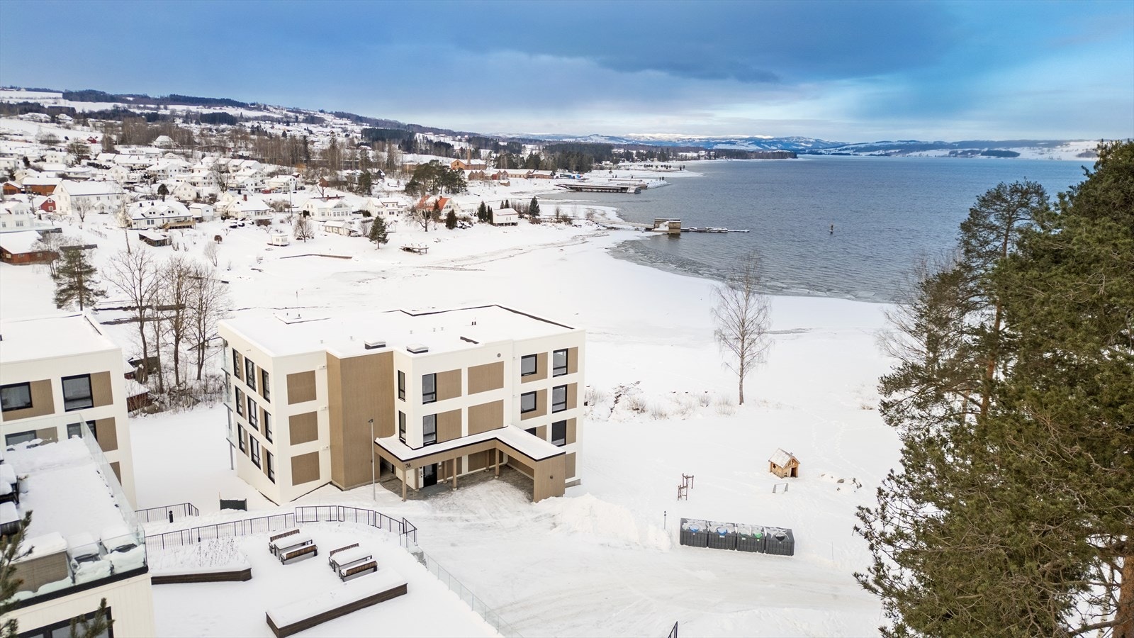 Felles uteområde for sameiet. Galleribilde