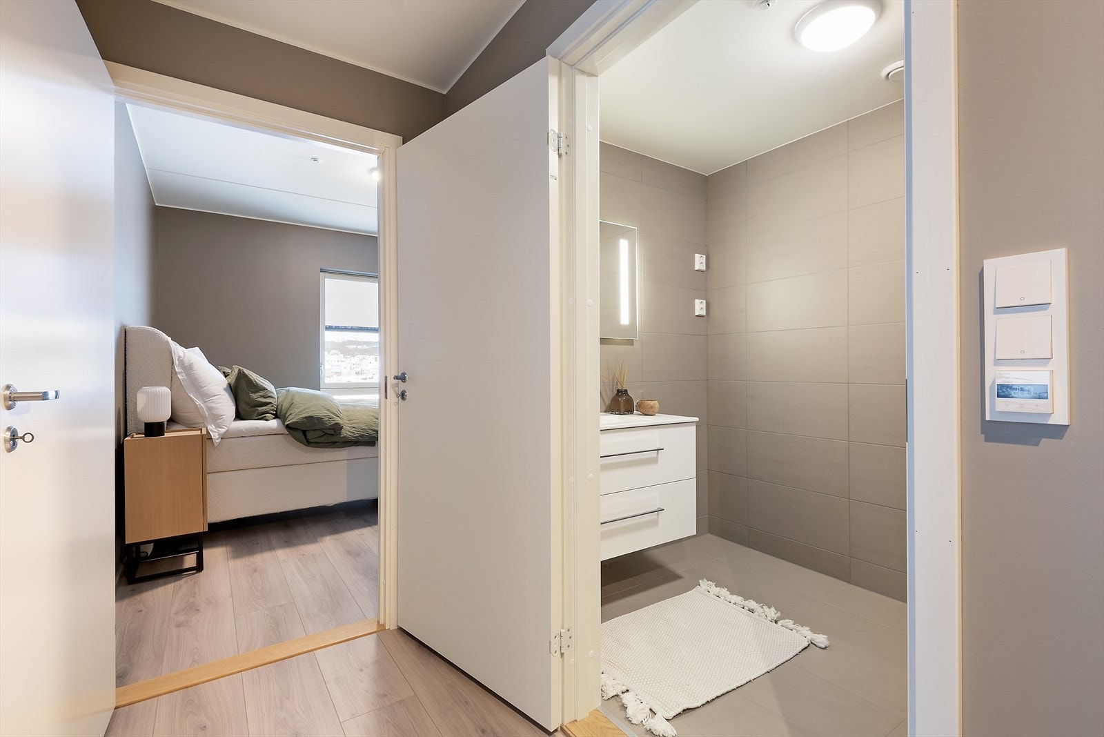 Soverom/ bad. Galleribilde