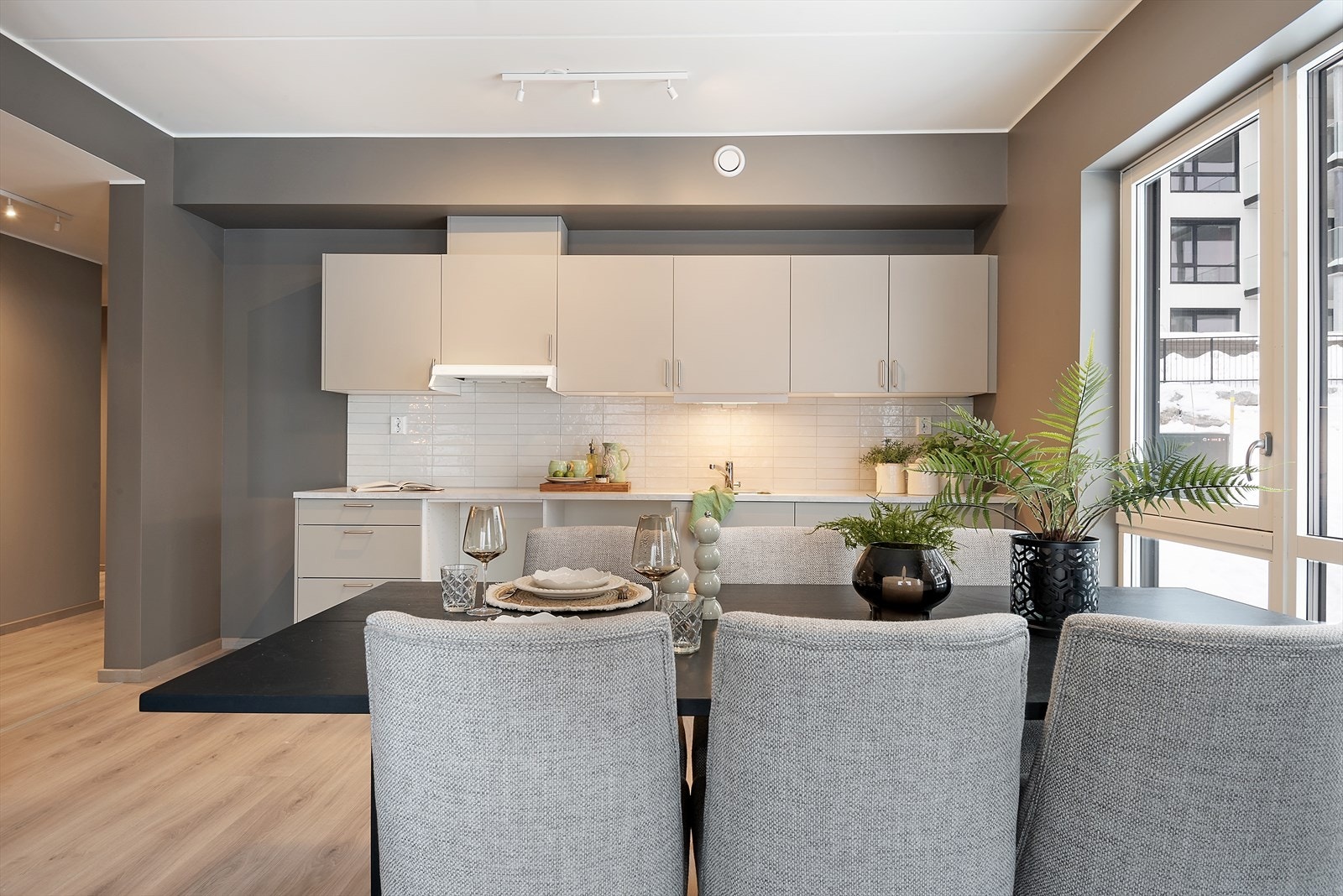 Pent fargevalg. Galleribilde