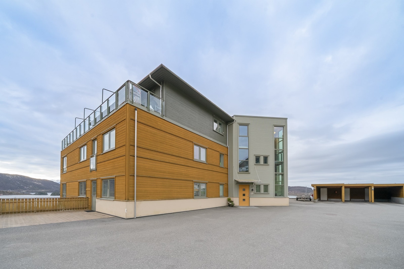 Leiligheten ligger i 3. etasje. Galleribilde