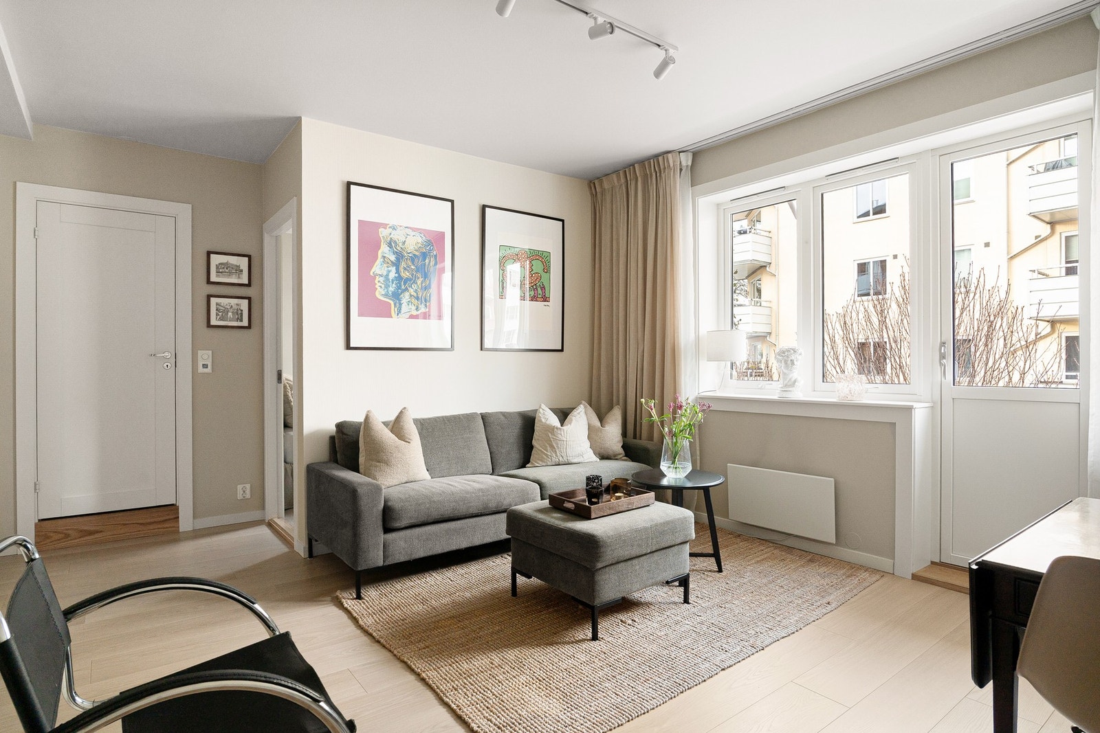 Strøken, nyoppusset (2024) 2-roms leilighet med en av byens mest ettertraktede beliggenheter. Galleribilde