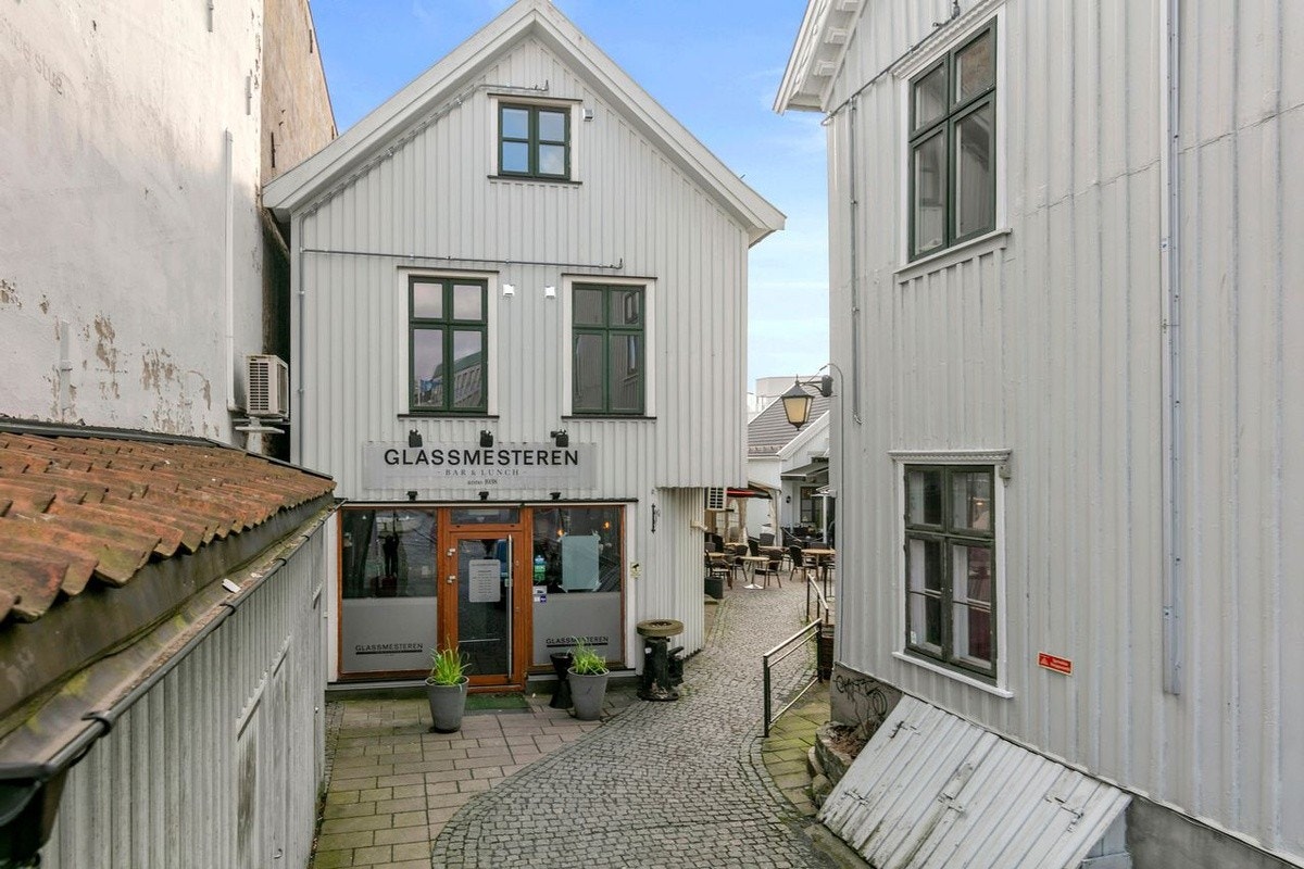 Leiligheten er over 2 plan og befinner deg i 2. etasje Galleribilde