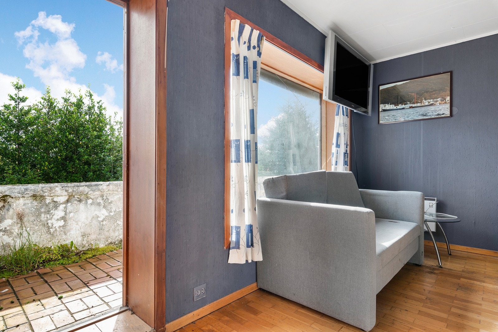 Fra stuen er det direkte utgang til verandaen. Galleribilde